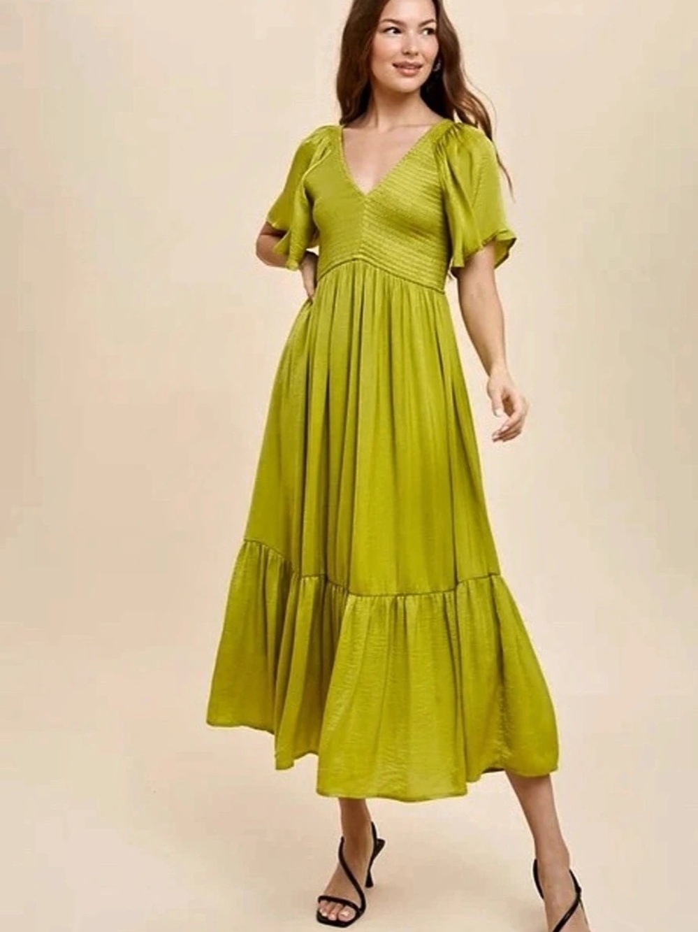 IN LOOM SMOCKED FLUTTER SLEEVE MIDI DRESS – CHARTREUSE GREEN, SIZE LARGE